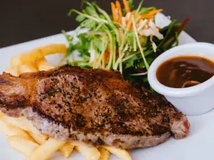 Ric O' Shea's - The Beaconsfield Hotel