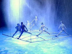 "O" by Cirque du Soleil