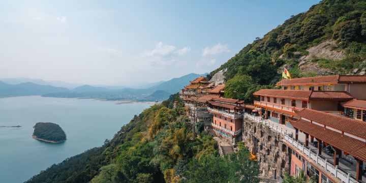 Shizhu Mountain Scenic Area - Nine Immortals Palace