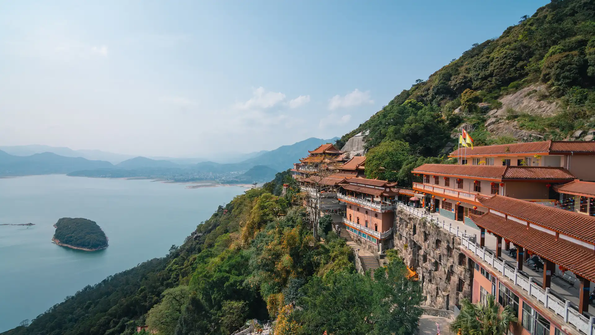 Hotels near Shizhu Mountain Scenic Area - Nine Immortals Palace