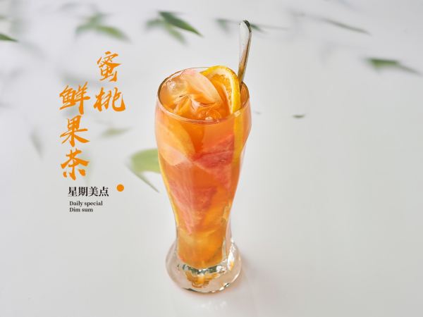 蜜桃鲜果茶