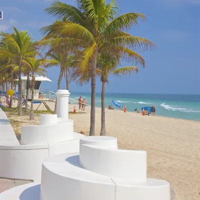 Отели рядом с достопримечательностью «Халф Мун Бэй Стейт Бич»