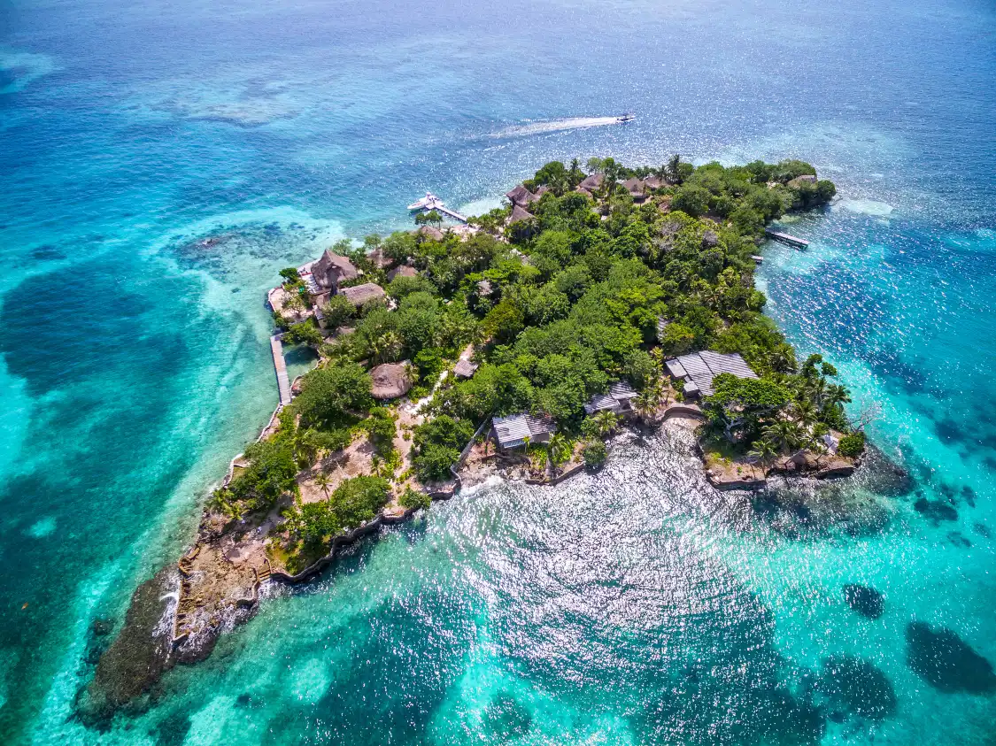 Hotels near Rosario Islands
