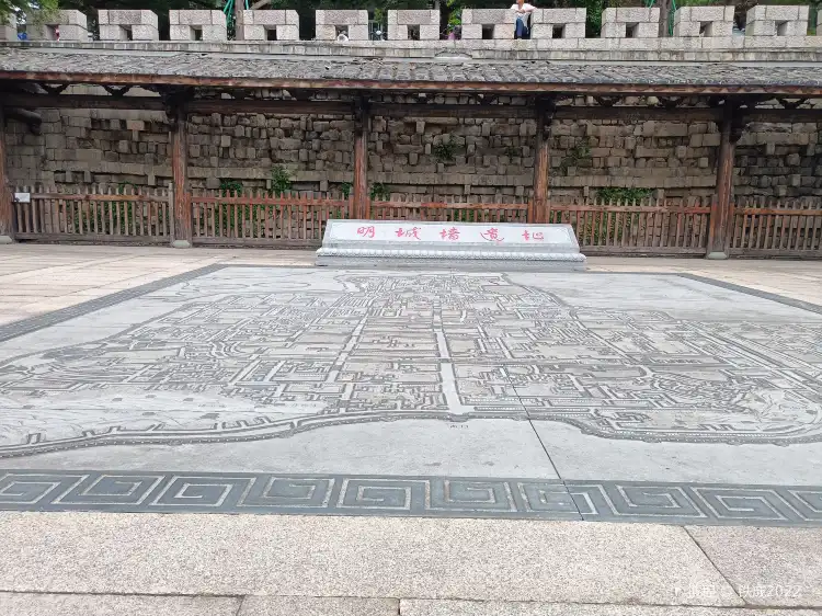 Hotels near Mingchengqiang Ruins