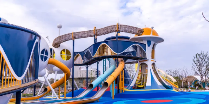 歡樂星際親子樂園