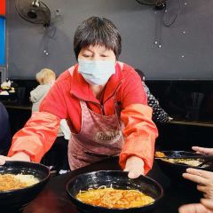 220辣肉面馆(松花江路店) User Photo