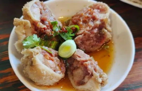 奔跑的肉餅子特色餐飲