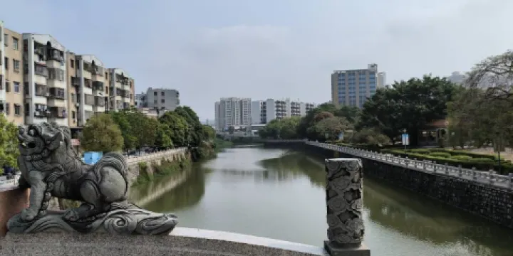 玉照公園
