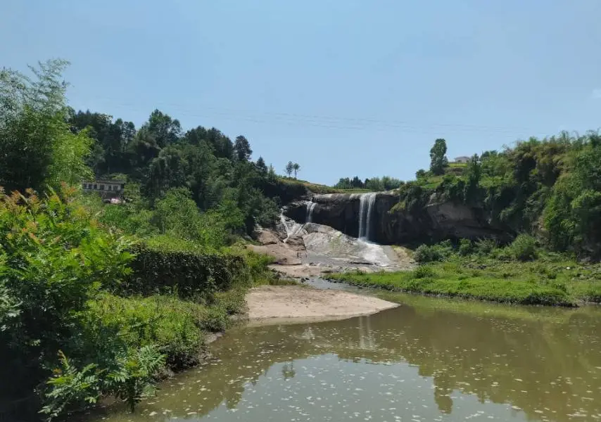 Gaodong Waterfall Scenic Resort