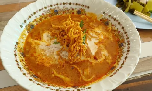 Khao Soi Khun Yai