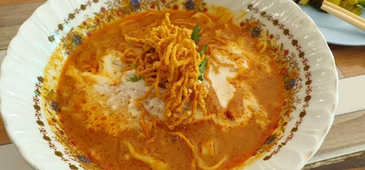 Khao Soi Khun Yai