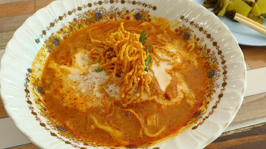 Khao Soi Khun Yai