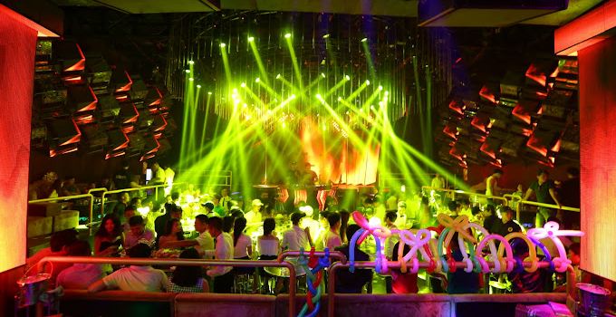Paris Night Bar Club