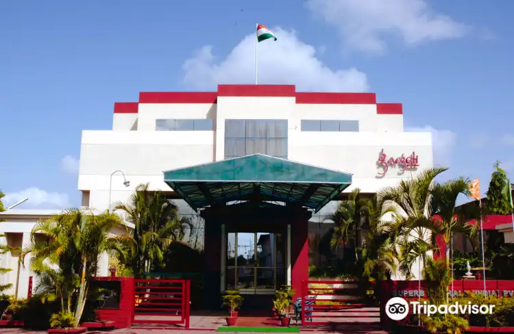 Hotels in Sinnar Taluka