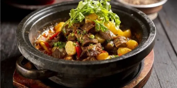 康定黑青稞莊園·新式藏餐·氂牛肉湯鍋