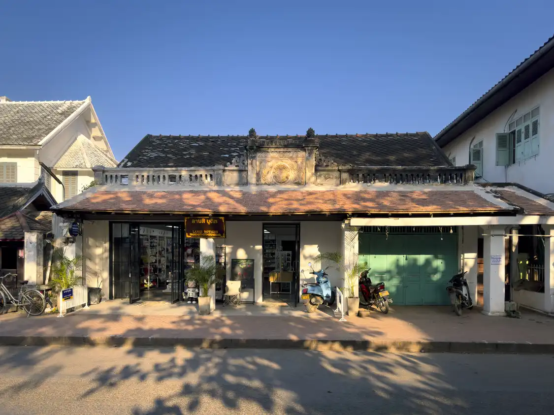 Các khách sạn gần Sisavangvong Road