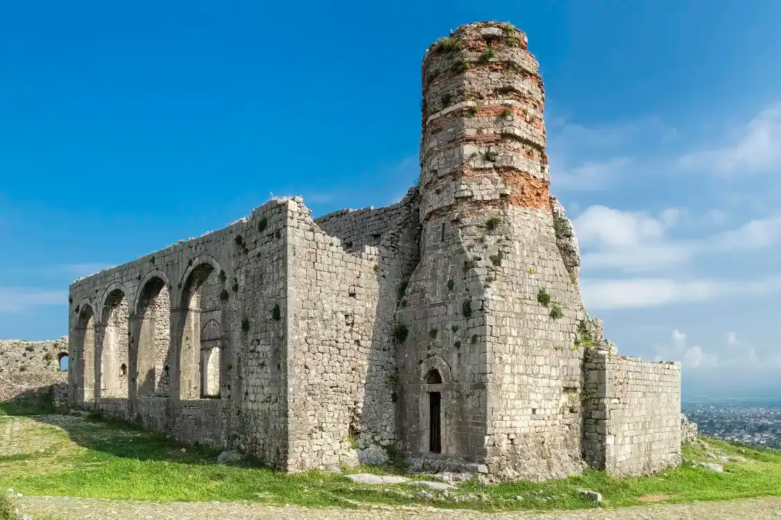 Hotels near Rozafa Castle