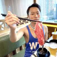 今次我同左一位「唔食牛肉」嘅朋友去牛大人