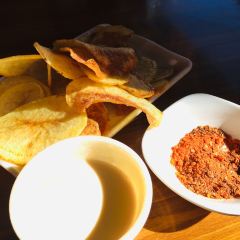芒康岗琼茶馆 User Photo