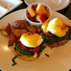 Maxine's On Shine User Photo