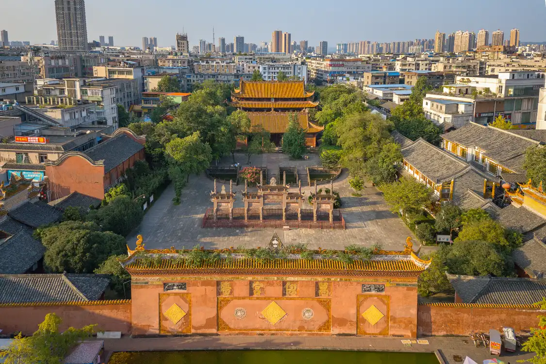 Các khách sạn gần Deyang Confucian Temple