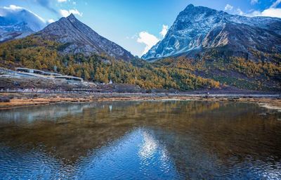 Hiking in Nyingchi