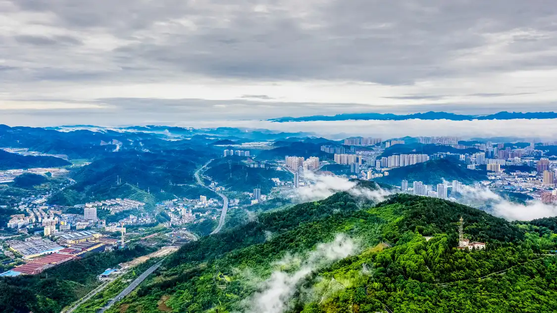 Hotels near Sifang Mountain Botanical Garden