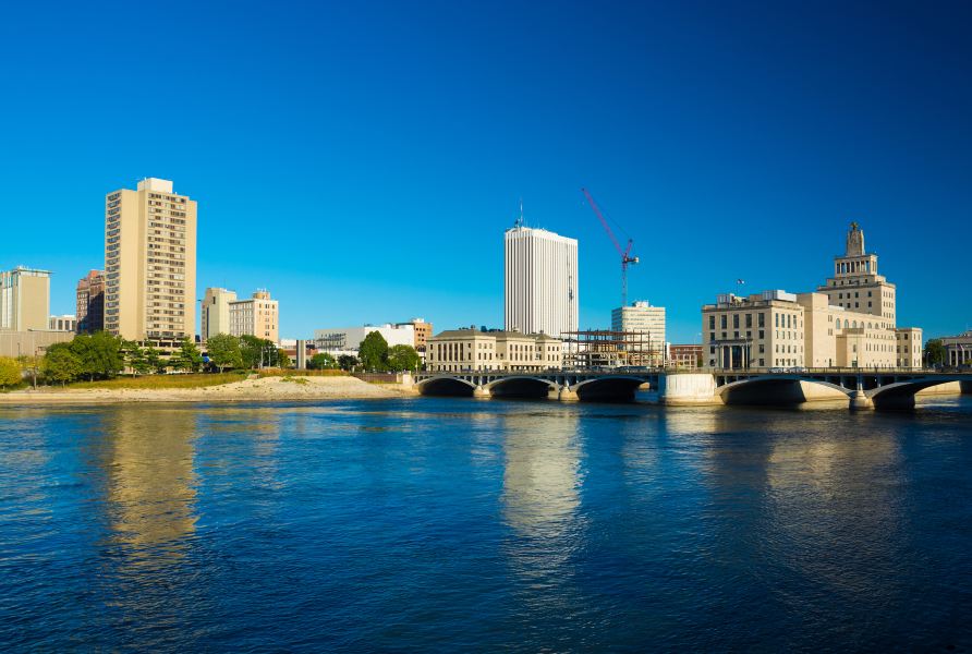 Indore to Cedar Rapids Flights