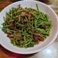巴陵亿口香龙虾(江西共青城店) User Photo