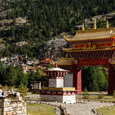 Xiaqi Youth Hostel (Daocheng Yading Scenic Area)