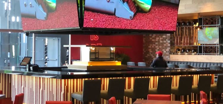 Sport & Chips Games Bar