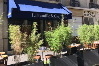 La Famille Et Cie