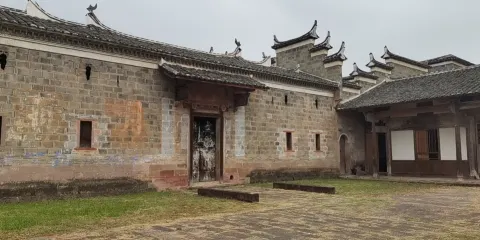 堯坊村古船屋