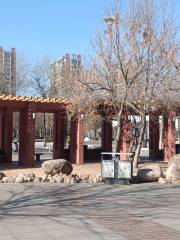 People's Square (Yingbin Road)