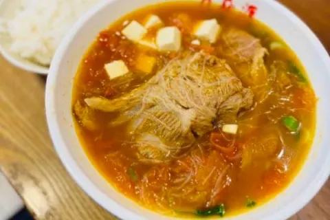 萬眾源排骨米飯