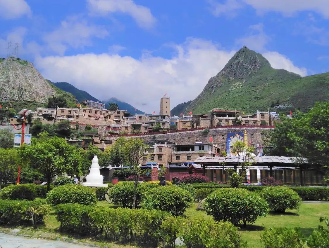 Hotel in zona Taoping Qiang Village