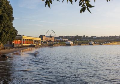 Barry Island Beach