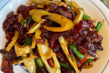 Xiang Jian Tu Cai Guan