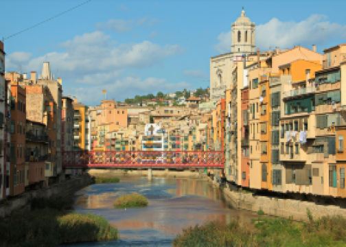 vuelos a Girona desde Malaga