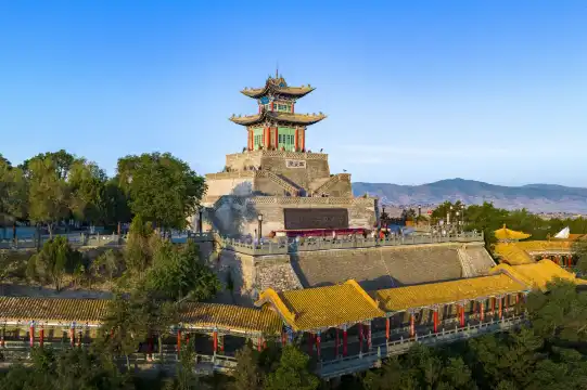 鄰近蘭山公園的酒店