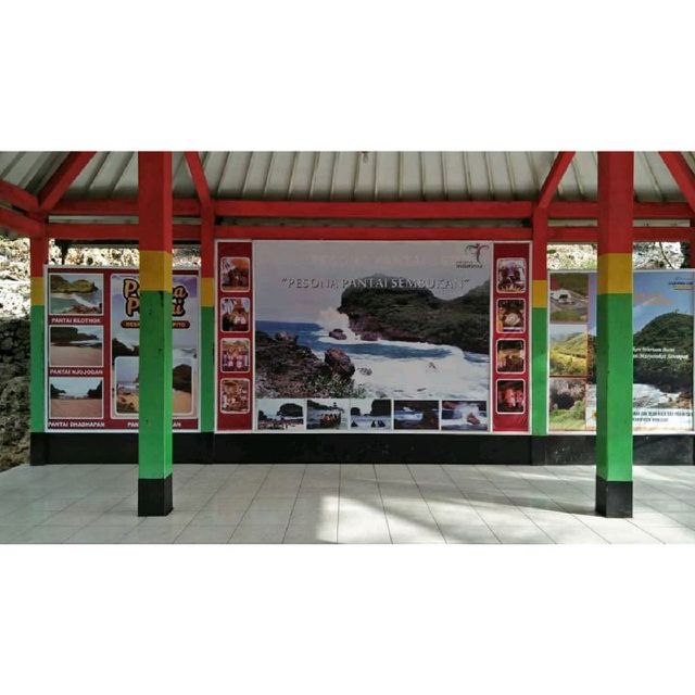 Enjoy sightseeing at Sembukan beach