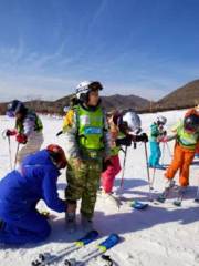 Longju Peach Blossom Island Ski Resort