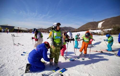 Longju Peach Blossom Island Ski Resort