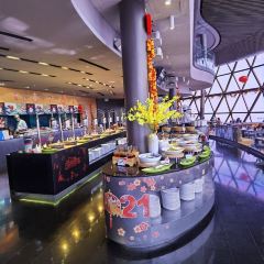 Oriental Pearl Sky Revolving Restaurant User Photo