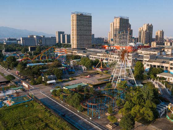 Zhezhong Park