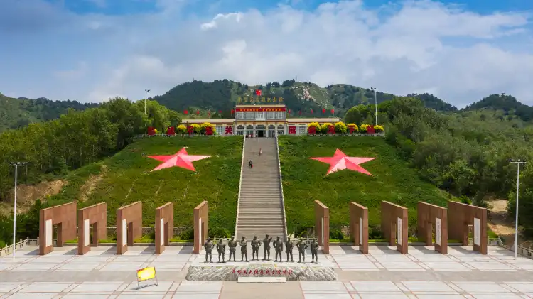 Hotels in Lingqiu County