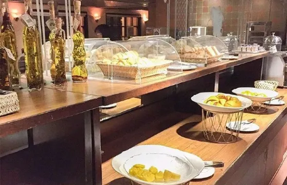 圓頂西餐廳 - 天下大飯店