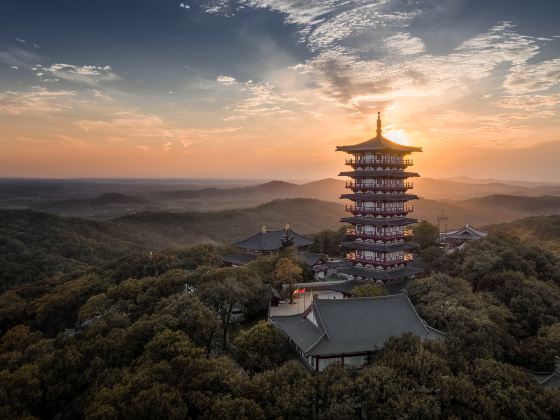 Mount Zipeng National Forest Park