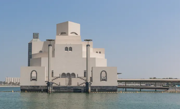 โรงแรมใกล้Louis Vuitton Doha Qatar Villaggio