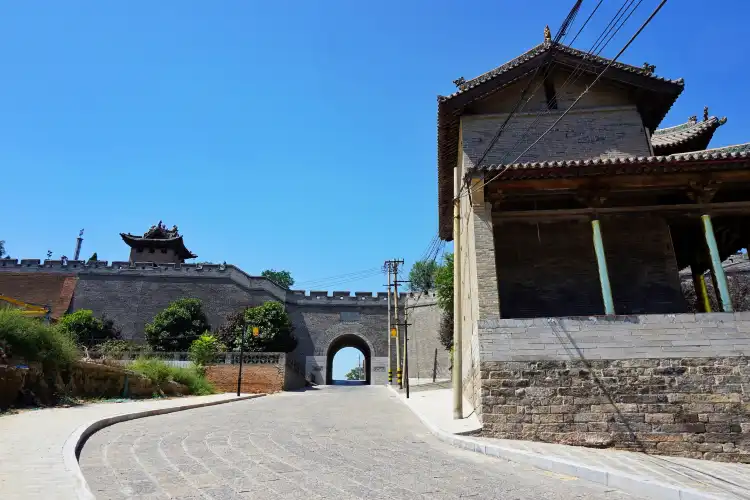 Hotels near Xinjiang Ancient City